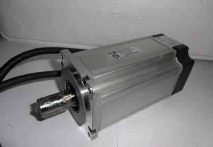 貝朗線材折彎機(jī)小課堂：慣量匹配對(duì)伺服電機(jī)有什么影響？